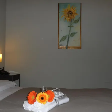مزرعة للإقامة Di Valle Rosa *