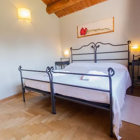 Di Valle Rosa مزرعة للإقامة *
