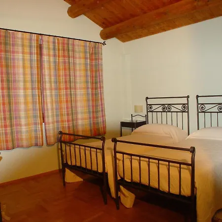 Di Valle Rosa مزرعة للإقامة فيرّارا