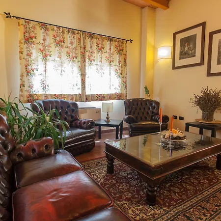 拉玛迪瓦莱罗莎农场度假酒店 农家乐