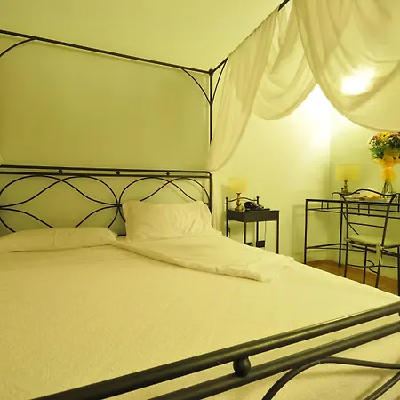 拉玛迪瓦莱罗莎农场度假酒店