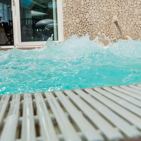 农家乐 拉玛迪瓦莱罗莎农场度假酒店