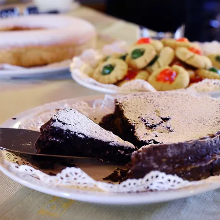 拉玛迪瓦莱罗莎农场度假酒店 农家乐 *