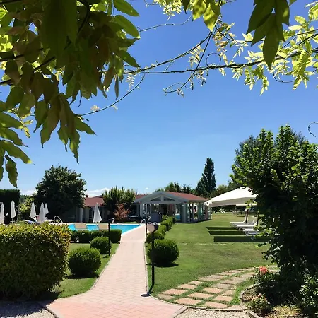 Di Valle Rosa פררה